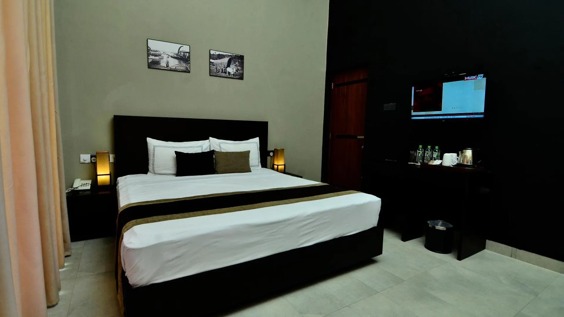 Pine Hill Residence Kandy