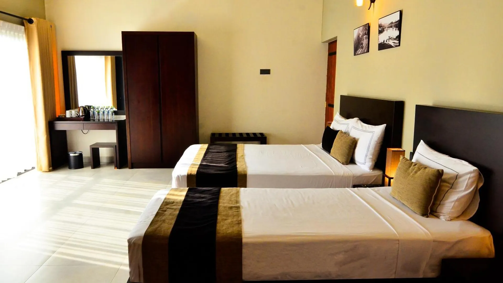 Pine Hill Residence Kandy
