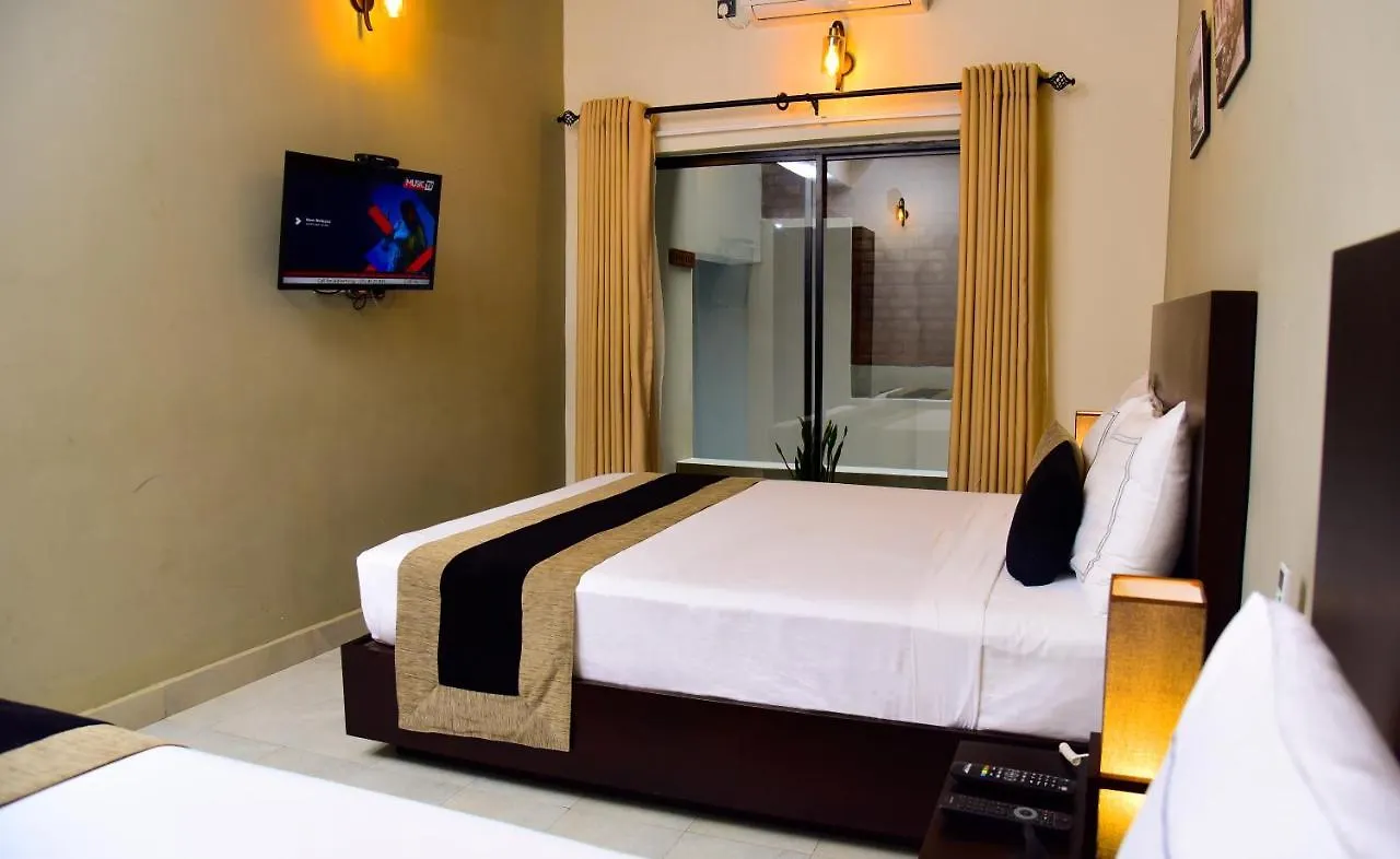 Pine Hill Residence Kandy Hotel